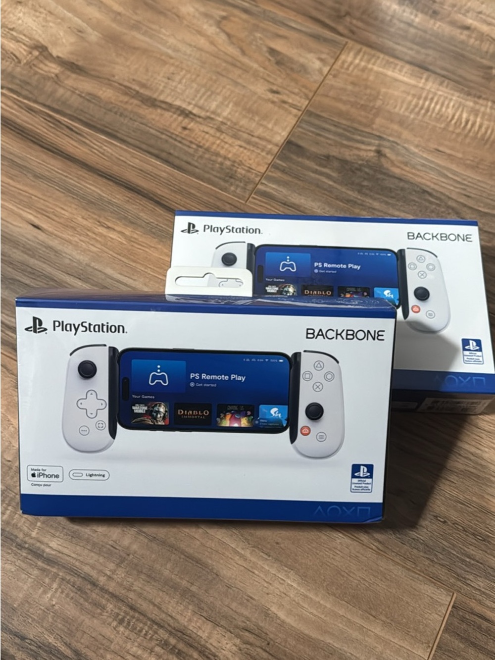 Sony Backbone Mobile Controller - White and Blue Box